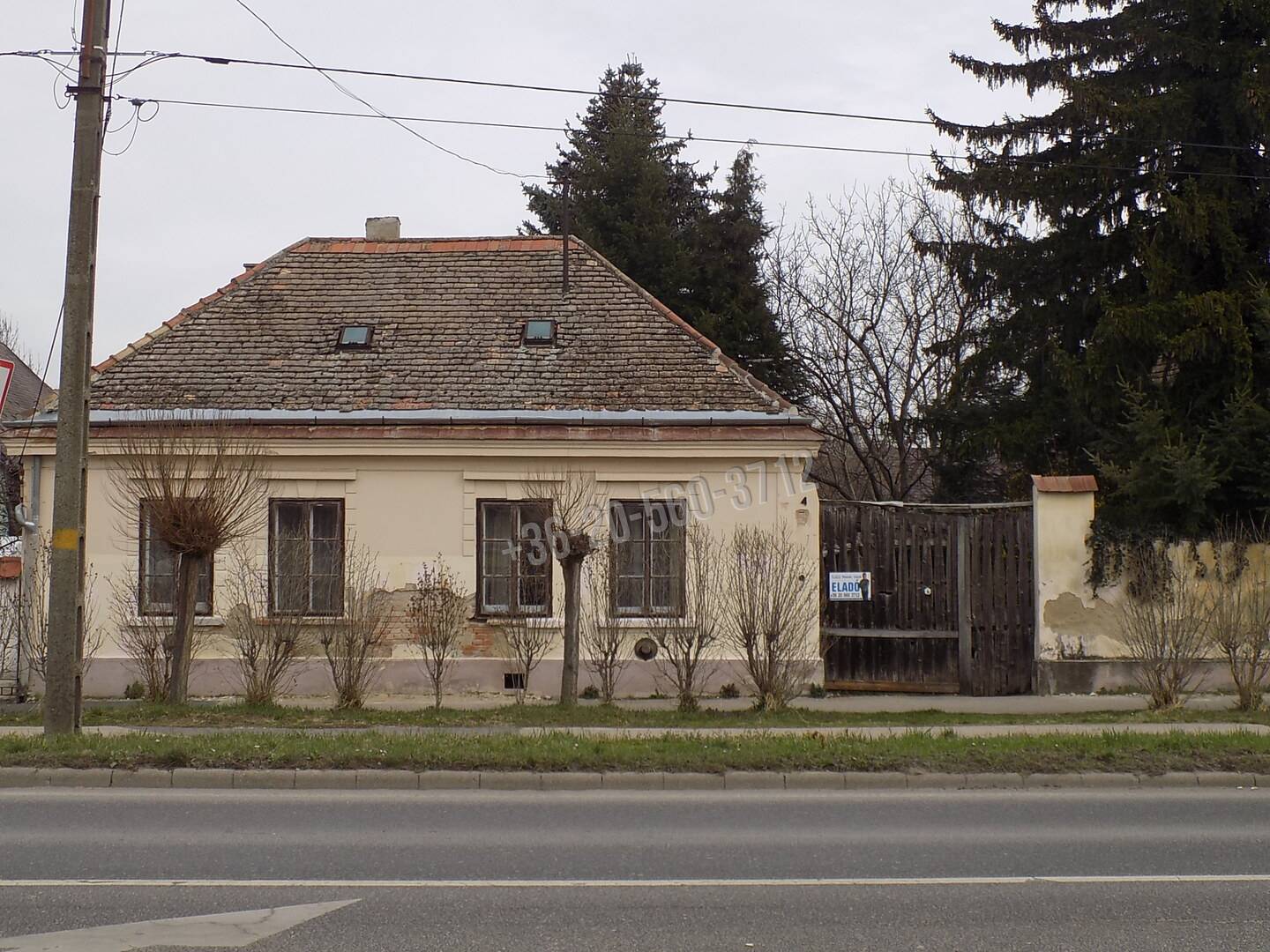 Ingatlan hirdetés kép