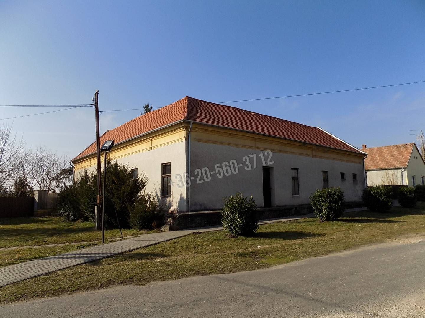 Ingatlan hirdetés kép