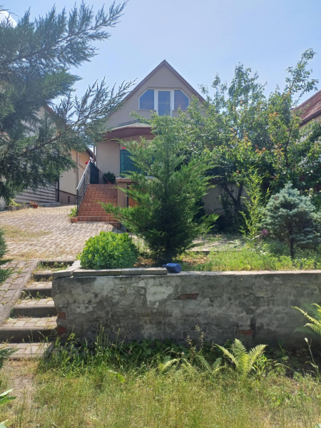 Ingatlan hirdetés kép