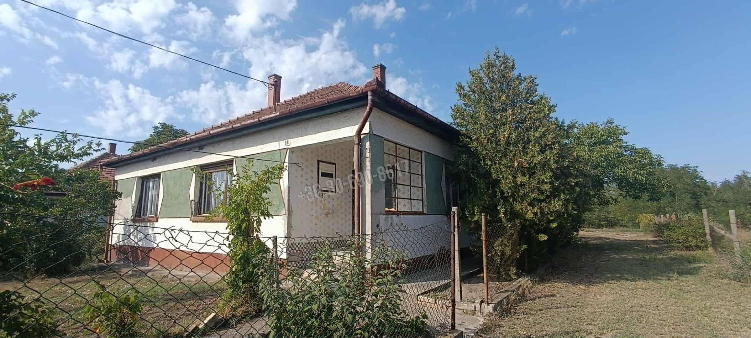 Ingatlan hirdetés kép