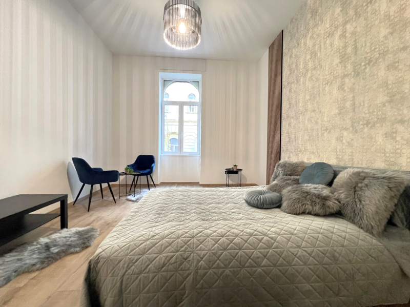 Eladó Lakás, Budapest VI. kerület, Izabella utca, 46nm, 59900000 Ft