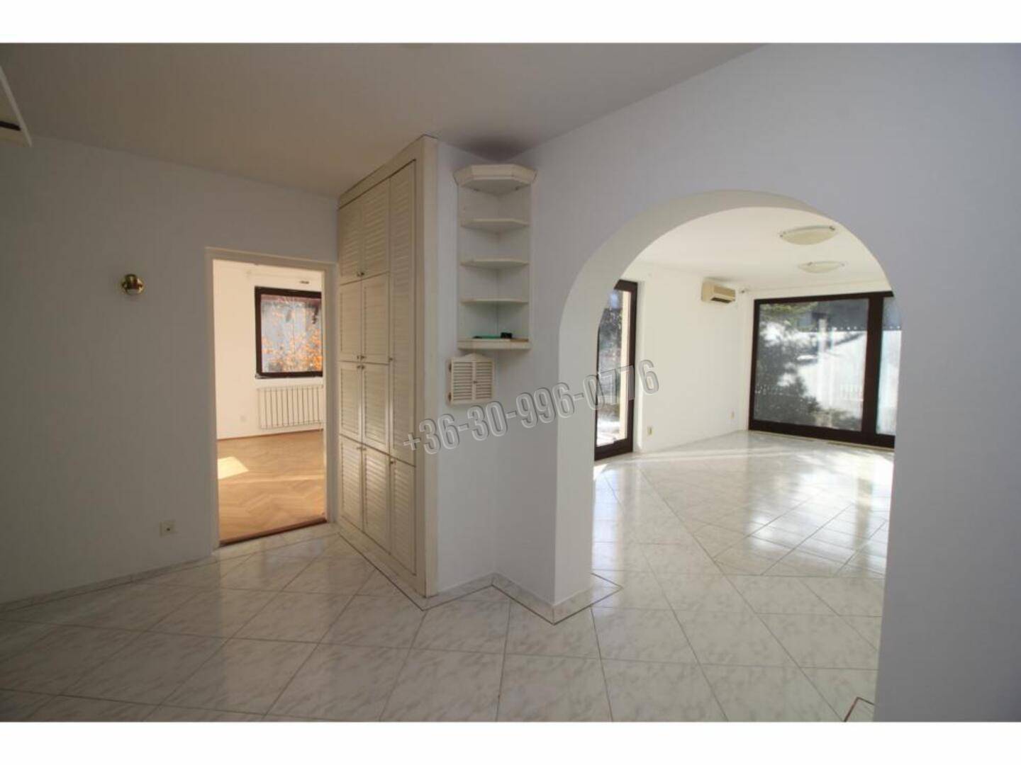 Kiadó Ikerház, Solymár, Györgyhegy, 106nm, 350000 Ft