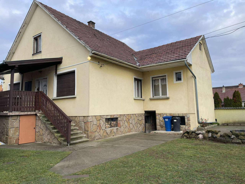 Eladó Ház, Pilisvörösvár, Pilisvörösvár, eladó családi ház, 169nm, 87900000 Ft