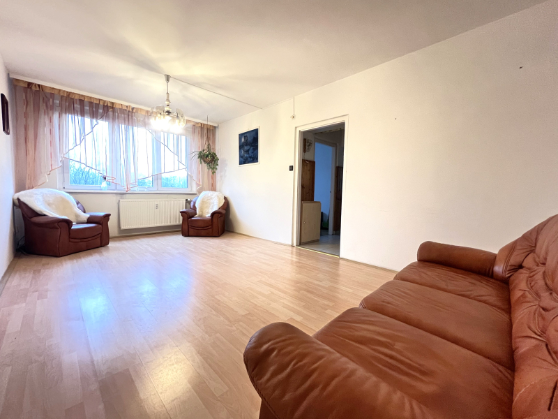 Eladó Lakás, Budapest III. kerület, AZONNAL KÖLTÖZHETŐ PANELLAKÁS BÉKÁSMEGYER LEGKEDVELTEBB RÉSZÉN, 51nm, 64900000 Ft