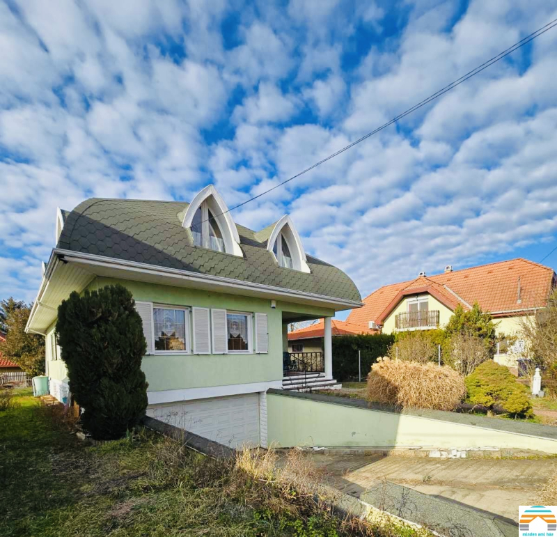 Eladó Ház, Budapest XVIII. kerület, Budapest XVIII. Szemeretelep, 348nm, 179900000 Ft