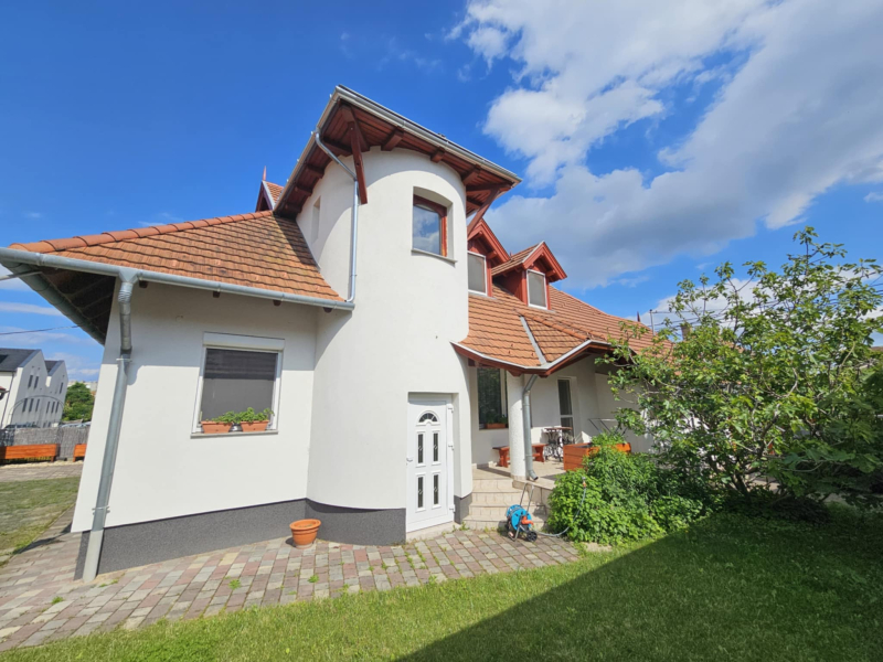 Eladó Ház, Érd, Városközpont, 193nm, 189900000 Ft