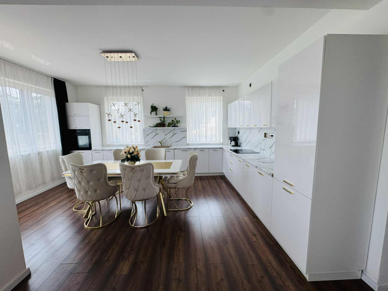 Eladó Ház, Diósd, 140nm, 184999999 Ft