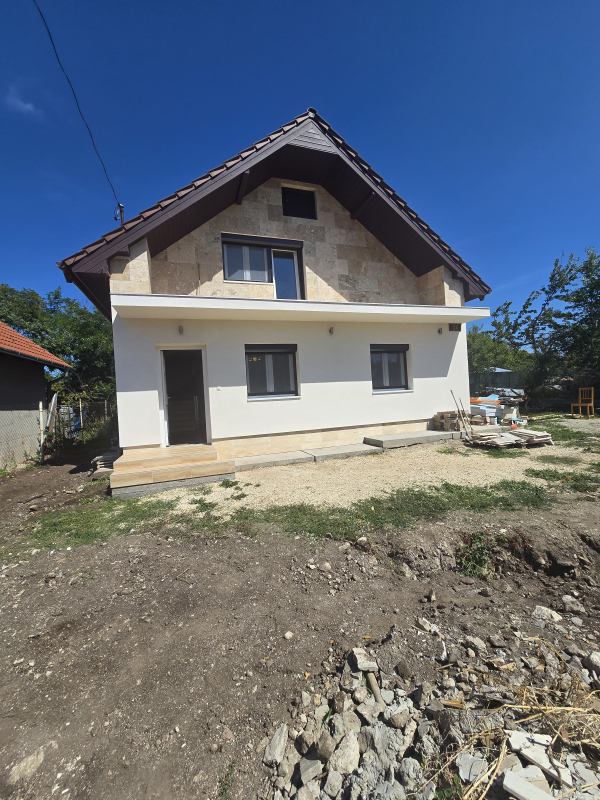 Eladó Ház, Érd, 158nm, 164900000 Ft