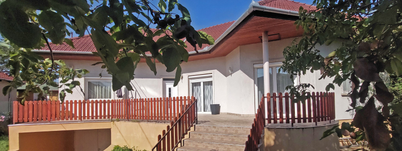 Eladó Ház, Érd, Fenyves-parkváros, 139nm, 137000000 Ft