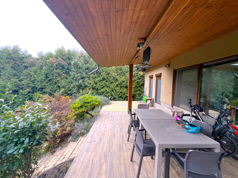 Eladó Lakás, Herceghalom, 100nm, 94800000 Ft