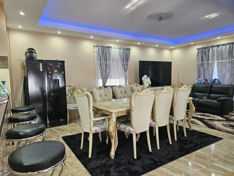 Eladó Ház, Érd, Dombosváros, 143nm, 129999000 Ft