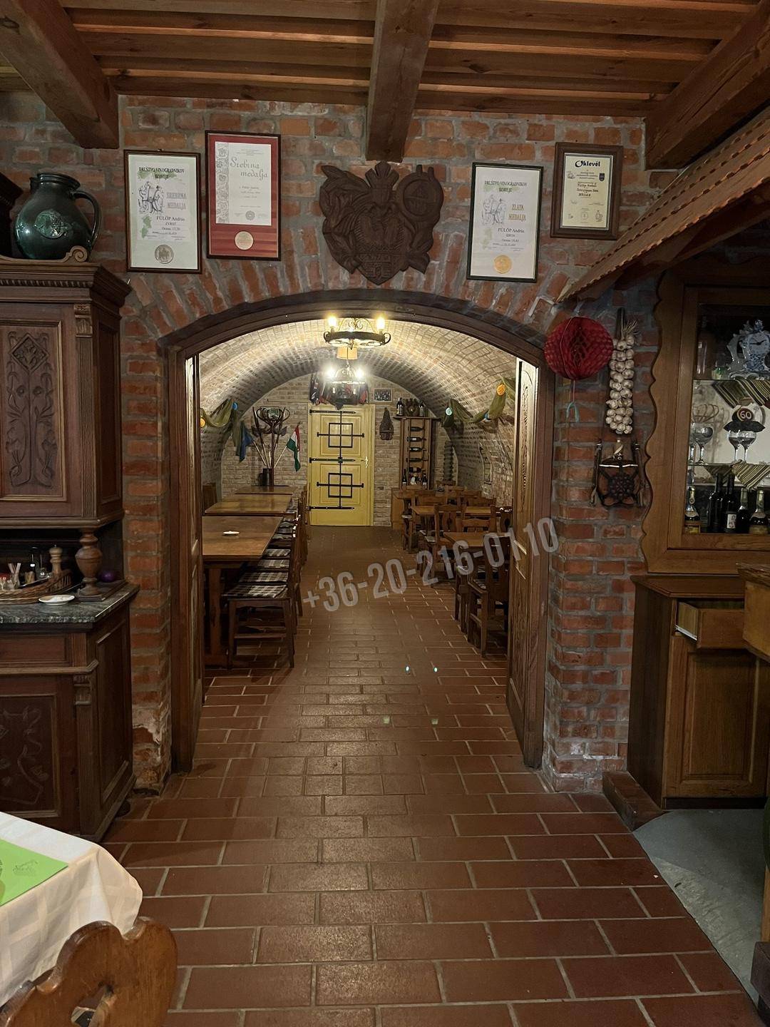 Eladó Vendéglő, étterem, Lenti, Lentihegy, 270nm, 98540000 Ft