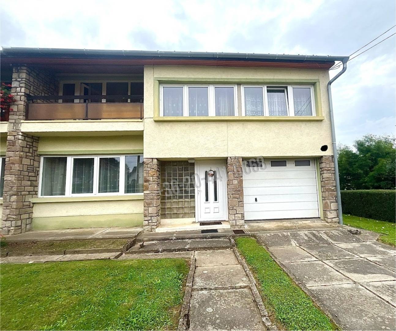 Eladó Ikerház, Szentgotthárd, Nincs megadva, 155nm, 72990000 Ft