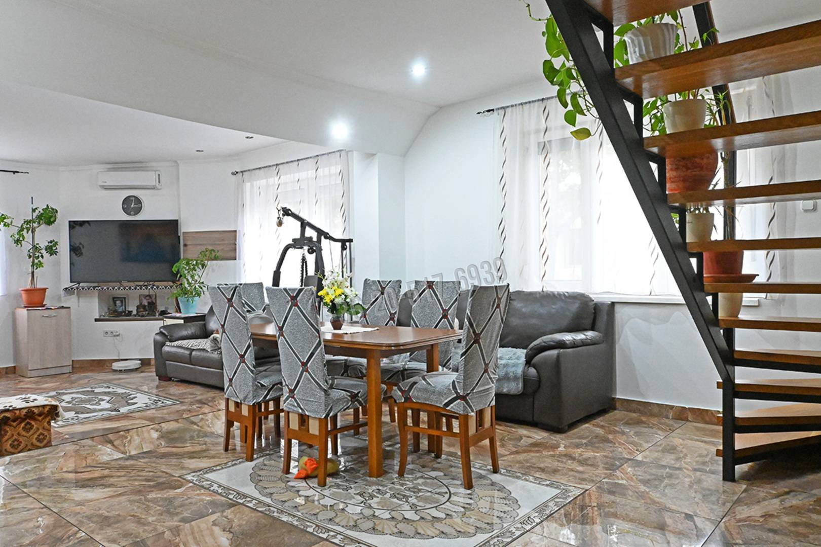 Eladó Házrész, Budapest XX. kerület, Kossuthfalva, 92nm, 84900000 Ft