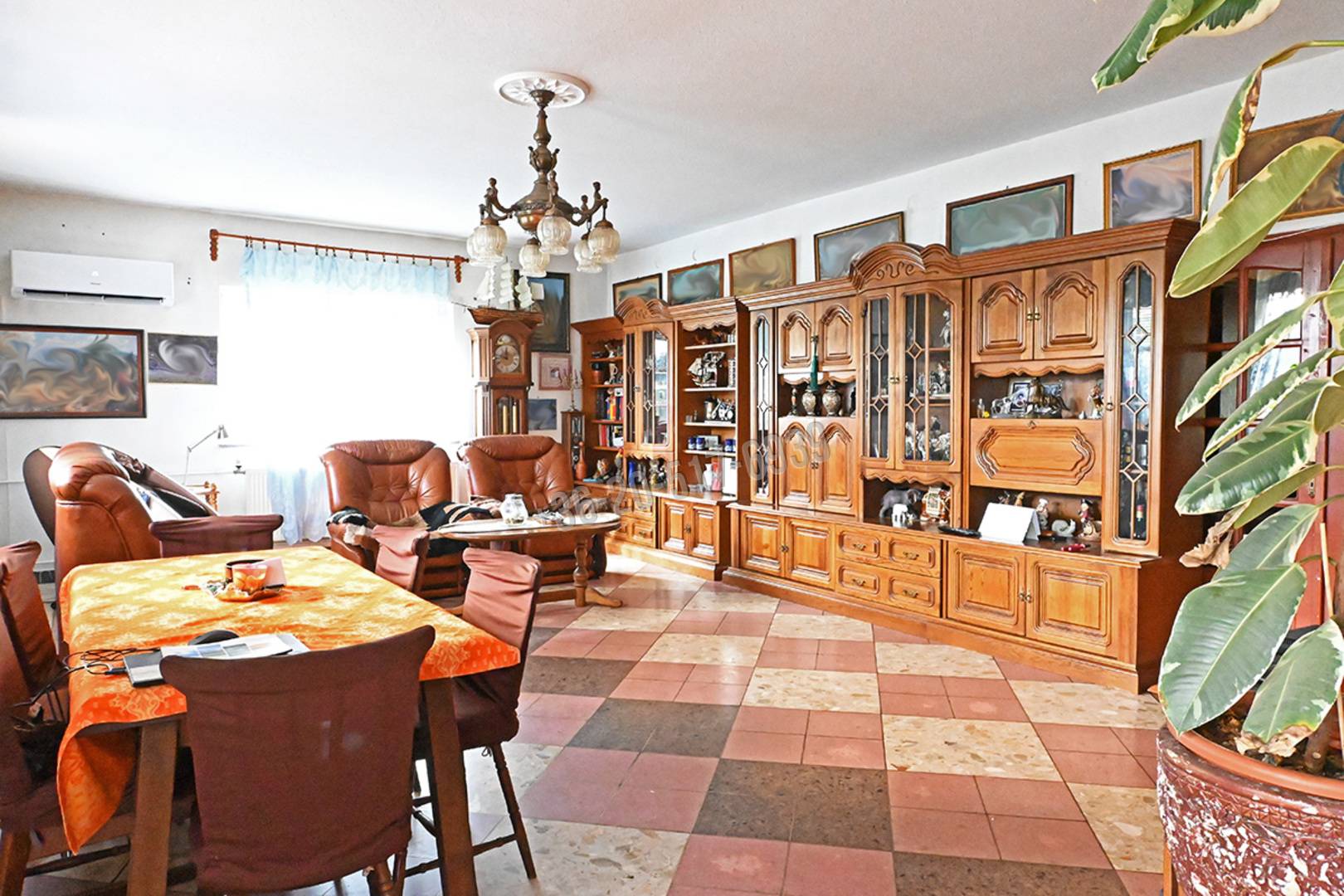 Eladó Családi ház, Gyál, Nincs megadva, 284nm, 213750000 Ft