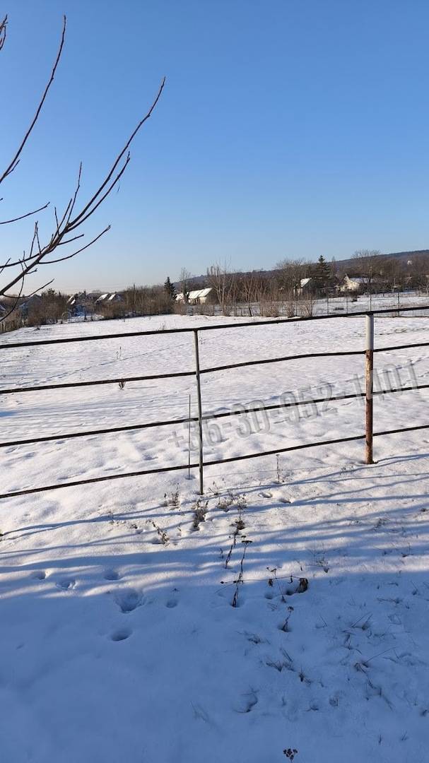 Eladó Külterületi telek, Tök, 237nm, 189000000 Ft