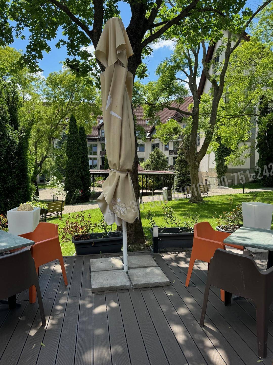 Kiadó Iroda, irodaház, Budapest XI. kerület, Sasad, Dayka Gábor utca, 171nm, 842517 Ft