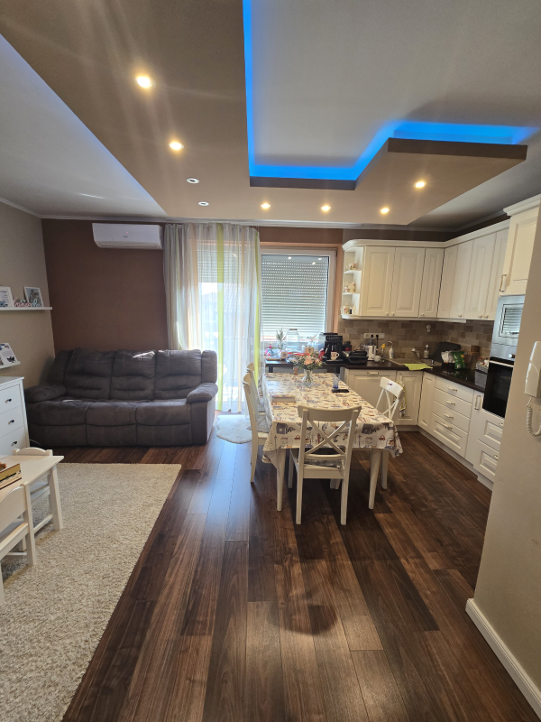 Eladó Lakás, Tárnok, 70nm, 84900000 Ft