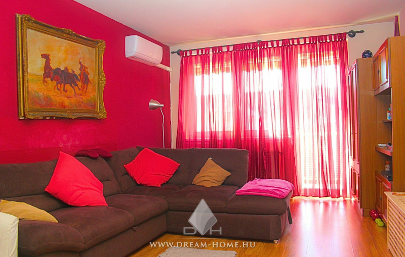 Eladó Lakás, Kecskemét, Eladó tégla lakás Kecskeméten, Hollandfalu közelében – 65 m², erkély, parkoló, 65nm, 69900000 Ft