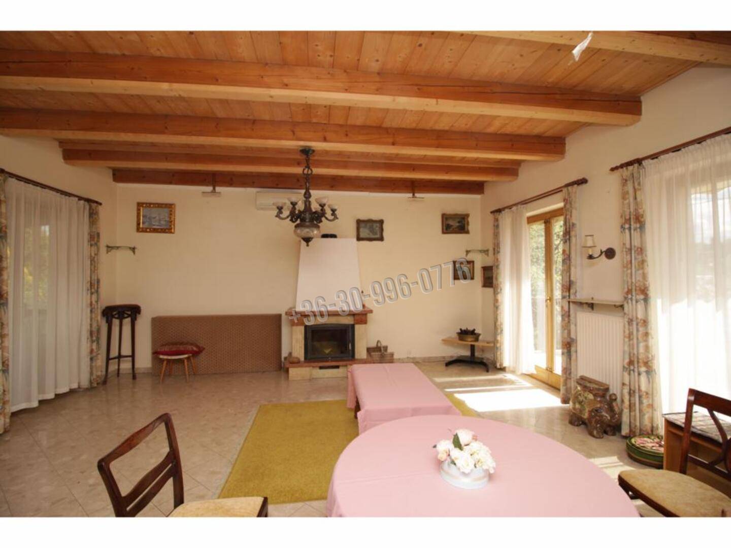 Kiadó Ikerház, Budapest II. kerület, Széphalom – II/A, 200nm, 600000 Ft