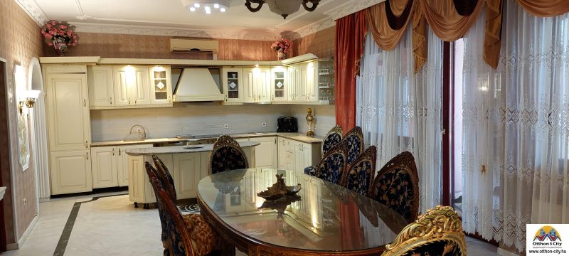 Eladó Ház, Budapest XIX. kerület, 200nm, 129900000 Ft