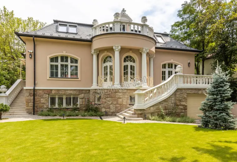 Eladó Villa, kastély, Budapest II. kerület, Adyliget – II/A, 450nm, 1300000000 Ft
