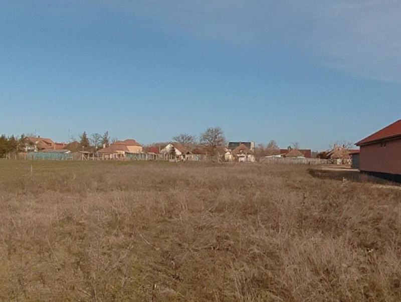 Eladó Telek, Kecskemét, Kecskemét-Hetényegyháza, 701nm, 17990000 Ft