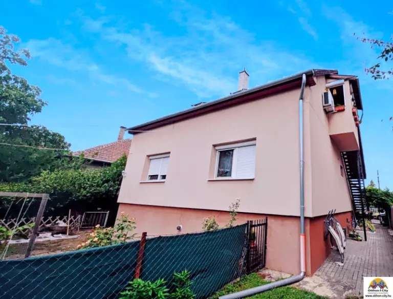 Eladó Ház, Budapest XVIII. kerület, ? LAKÁS HELYETT KERTES OTTHON? – 4 SZOBA + SAJÁT 90 M²-ES KERT A XVIII. KERÜLETBEN!, 67nm, 87900000 Ft