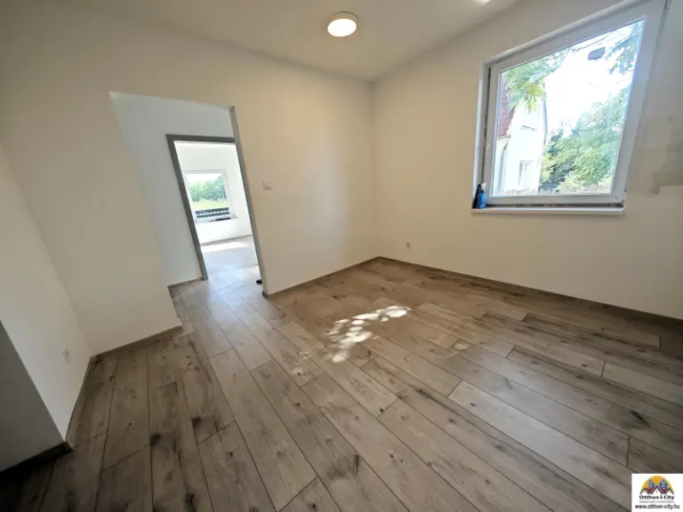 Eladó Ház, Felsőpakony, ERDŐRE NÉZŐ, FRISSEN FELÚJÍTOTT 65 M²-ES OTTHON KIADÓ FELSŐPAKONYON – BUDAPEST KÖZELÉBEN!, 65nm, 300000 Ft