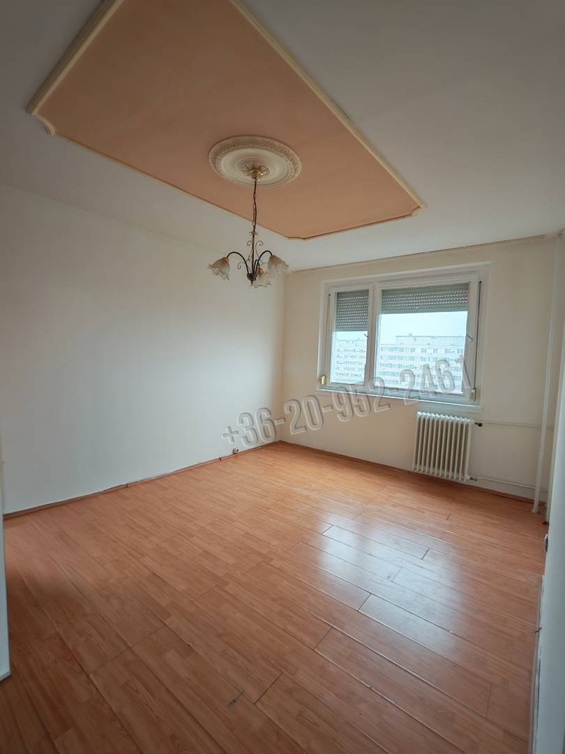 Eladó Panellakás, Tatabánya, Újváros, 36nm, 28900000 Ft
