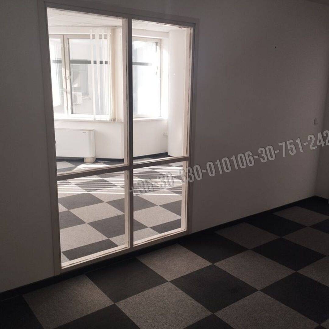 Kiadó Iroda, irodaház, Budapest VI. kerület, Terézváros (Nagykörúton kívül), Bajnok utca, 275nm, 903375 Ft