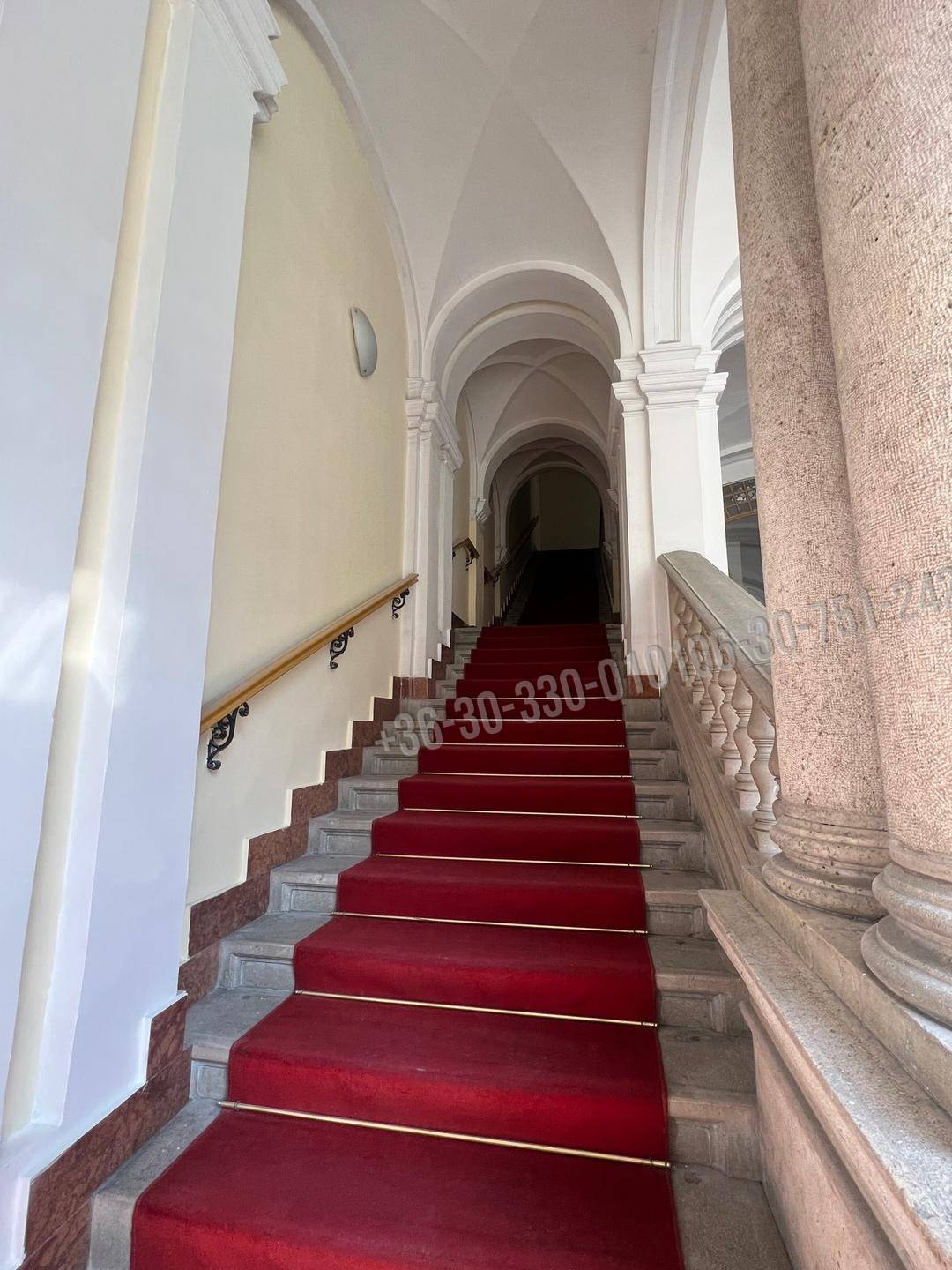 Kiadó Iroda, irodaház, Budapest VI. kerület, Terézváros (Nagykörúton belül), 27nm, 102600 Ft