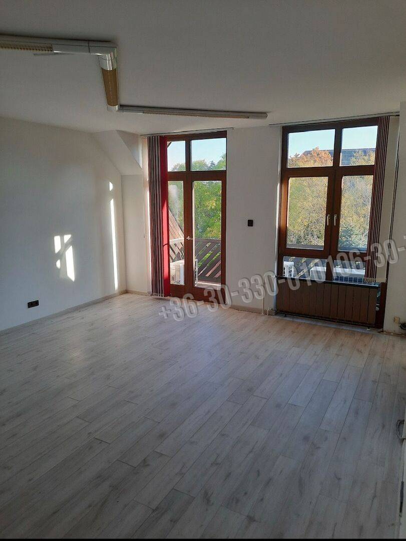 Kiadó Iroda, irodaház, Budapest XI. kerület, Sasad, Dayka Gábor utca, 34nm, 161330 Ft