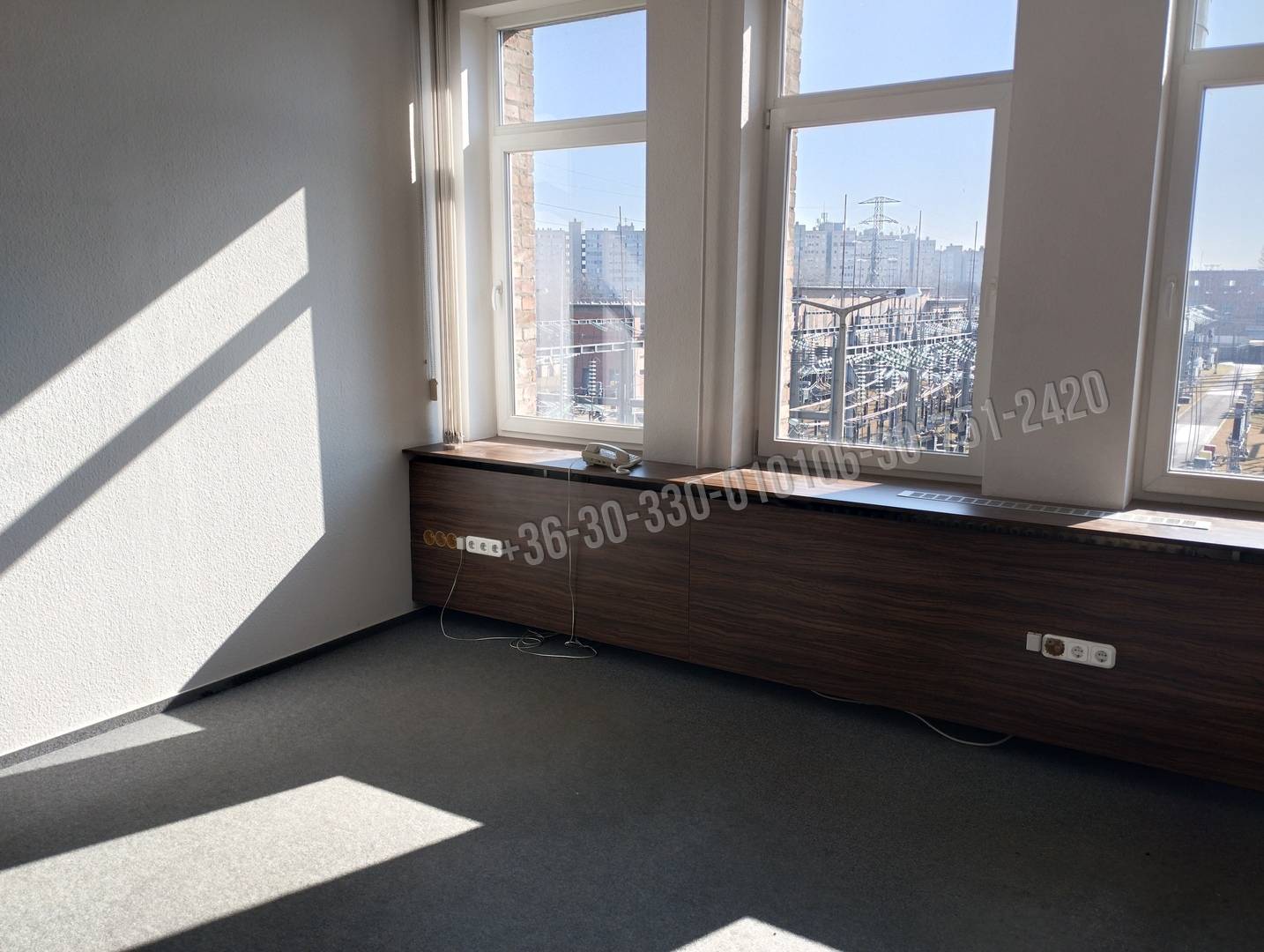Kiadó Iroda, irodaház, Budapest IV. kerület, Újpest, Dugonics utca, 50nm, 127750 Ft