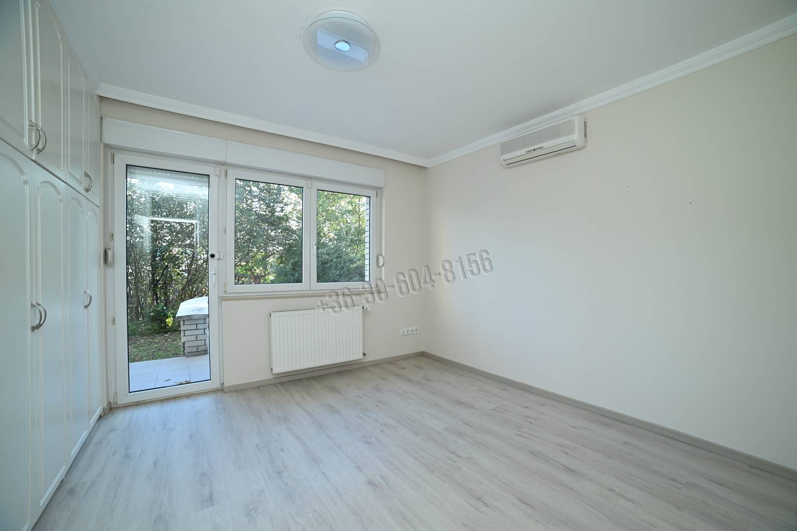 Kiadó Családi ház, Budapest II. kerület, Máriaremete – II/A, 265nm, 1058500 Ft