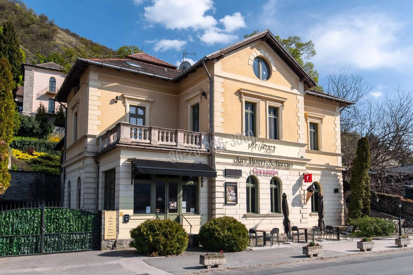 Eladó Hotel, panzió, Visegrád, Nincs megadva, 820nm, 1441750000 Ft