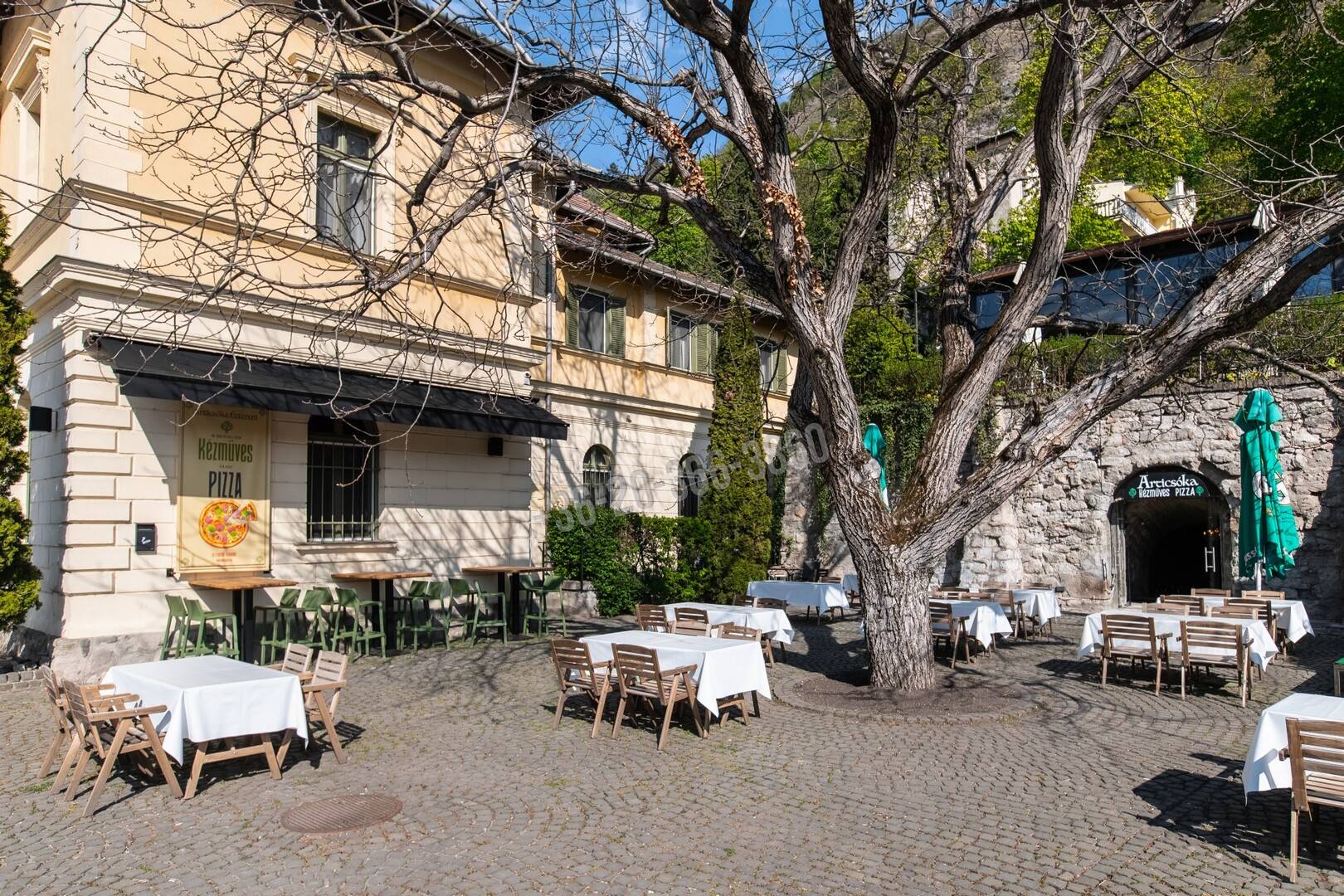 Eladó Hotel, panzió, Visegrád, Nincs megadva, 820nm, 1441750000 Ft