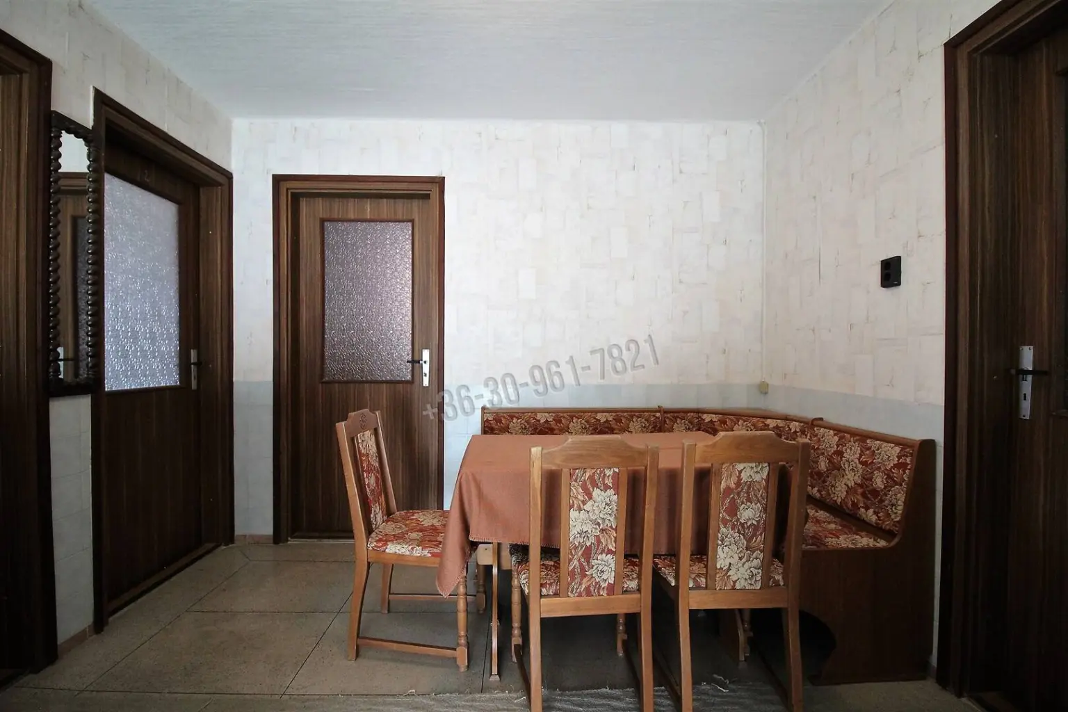 Eladó Hotel, panzió, Gyula, Nincs megadva, 250nm, 79000000 Ft