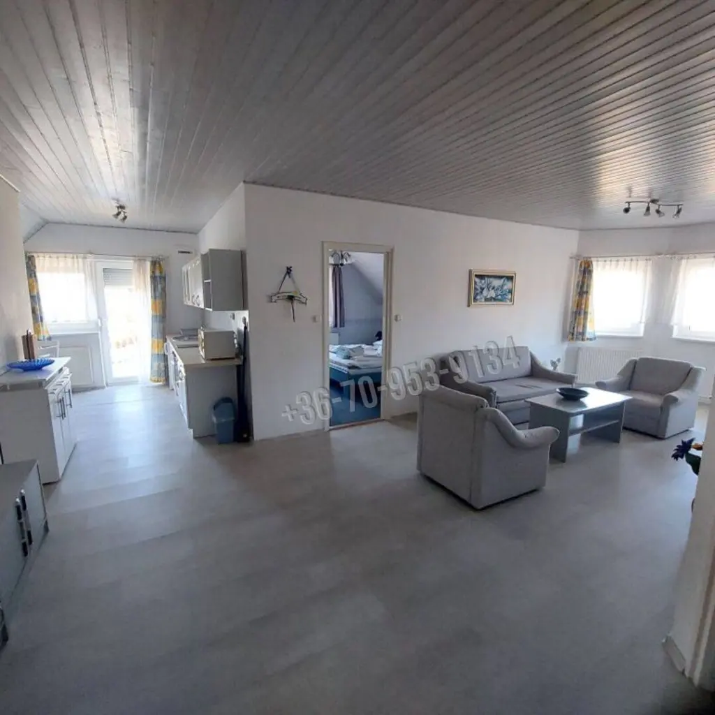 Eladó Hotel, panzió, Gyenesdiás, Alsógyenes, 375nm, 179000000 Ft