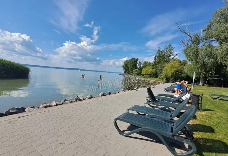 Eladó Társasházi lakás, Siófok, Ezüstpart, Vitorlás utca, 54nm, 115000000 Ft