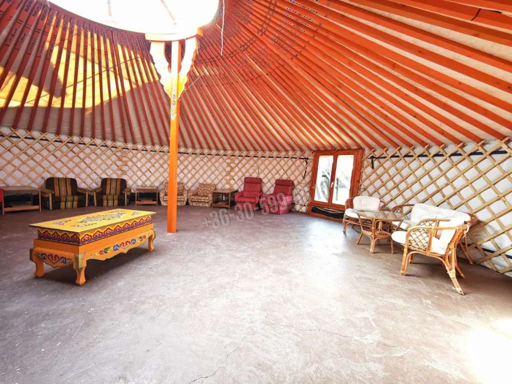 Eladó Hotel, panzió, Baks, Fő utca, 1062nm, 349000000 Ft