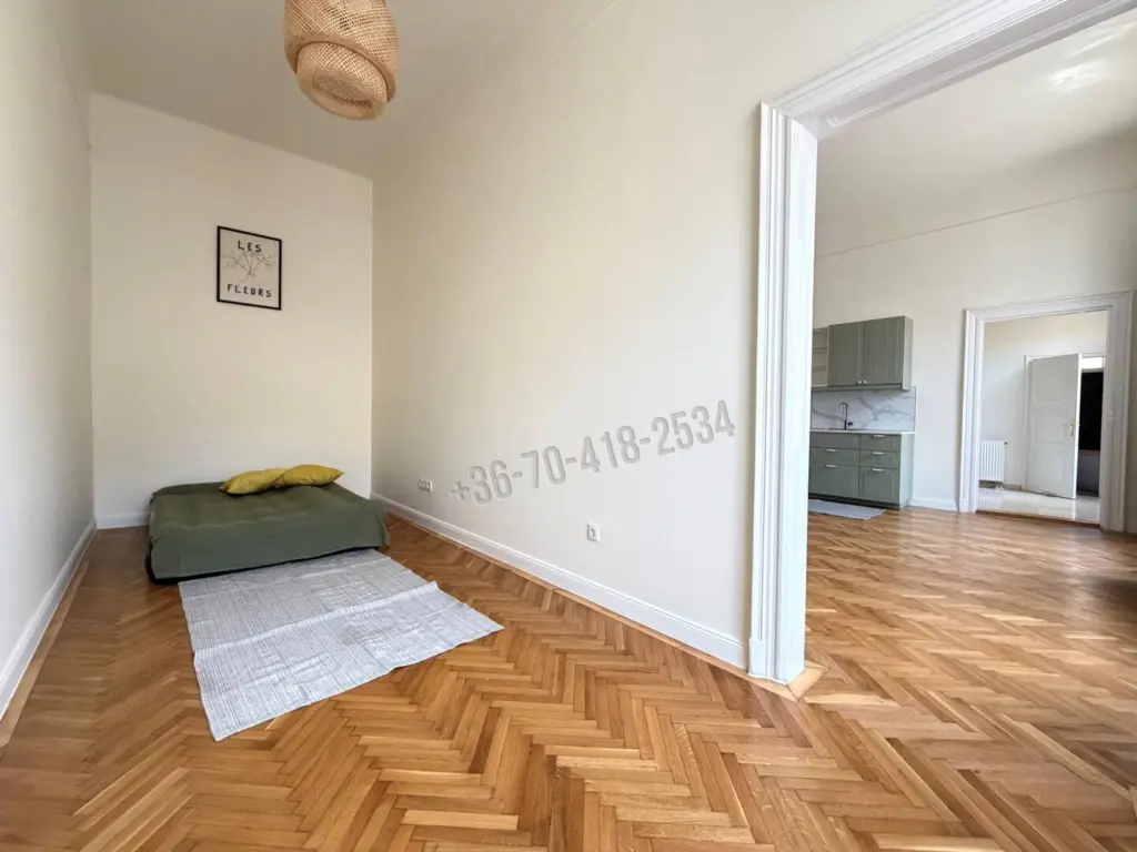 Eladó Társasházi lakás, Budapest VI. kerület, Terézváros (Nagykörúton belül), 70nm, 125000000 Ft