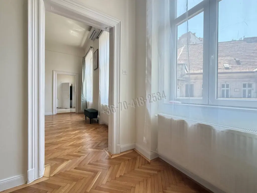Eladó Társasházi lakás, Budapest VI. kerület, Terézváros (Nagykörúton belül), 70nm, 125000000 Ft