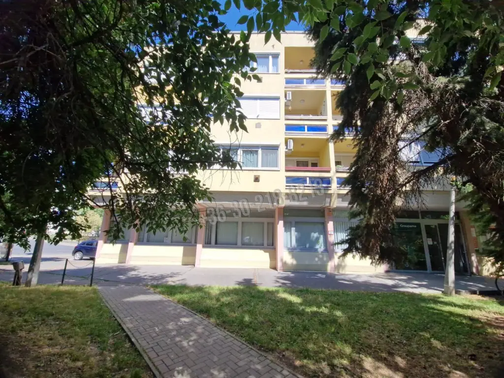Eladó Társasházi lakás, Eger, Belváros, Hatvani Kapu tér, 62nm, 52900000 Ft