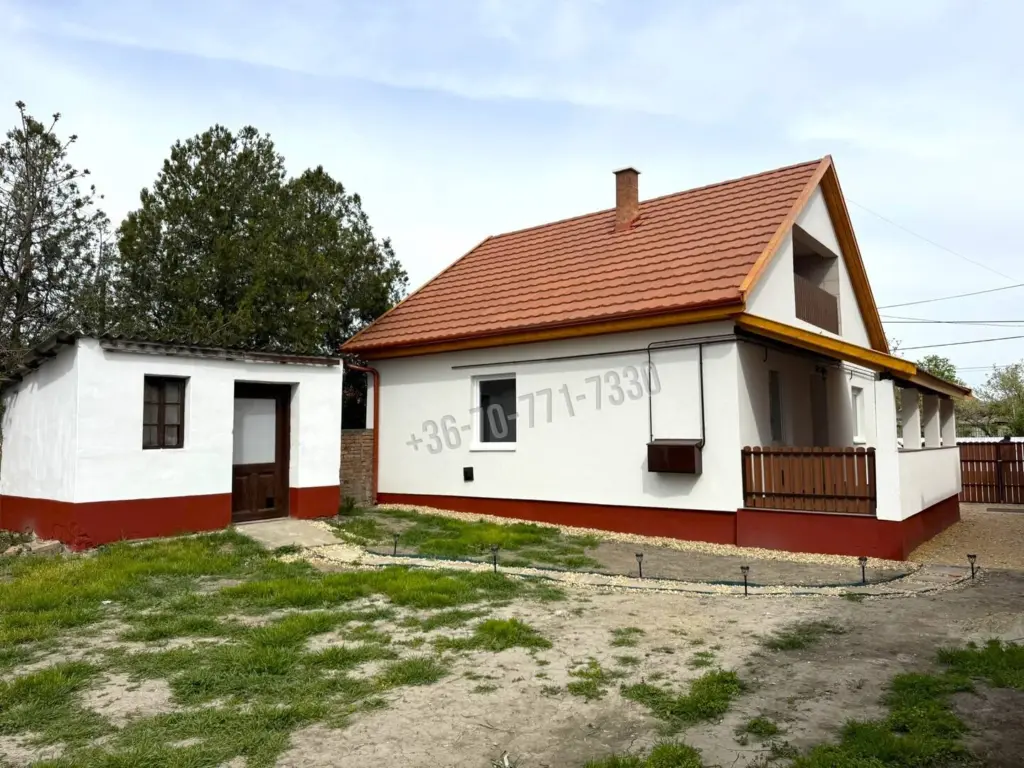 Eladó Családi ház, Jászapáti, Városközpont, Dósa utca, 65nm, 29500000 Ft