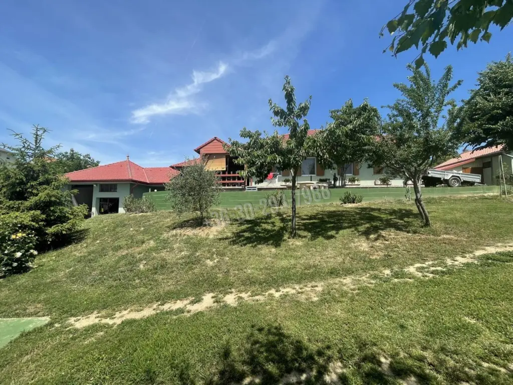 Eladó Családi ház, Cserszegtomaj, II. kerület, Korona utca, 128nm, 137000000 Ft