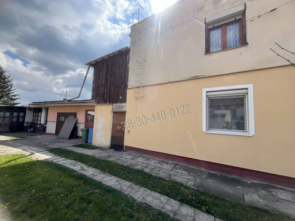 Eladó Ikerház, Hajdúszoboszló, Kertváros, 116nm, 105000000 Ft