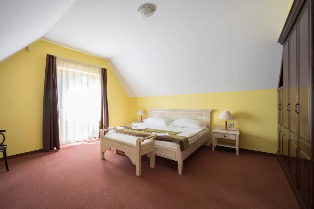 Eladó Hotel, panzió, Bánk, Petőfi utca, 346nm, 170000000 Ft