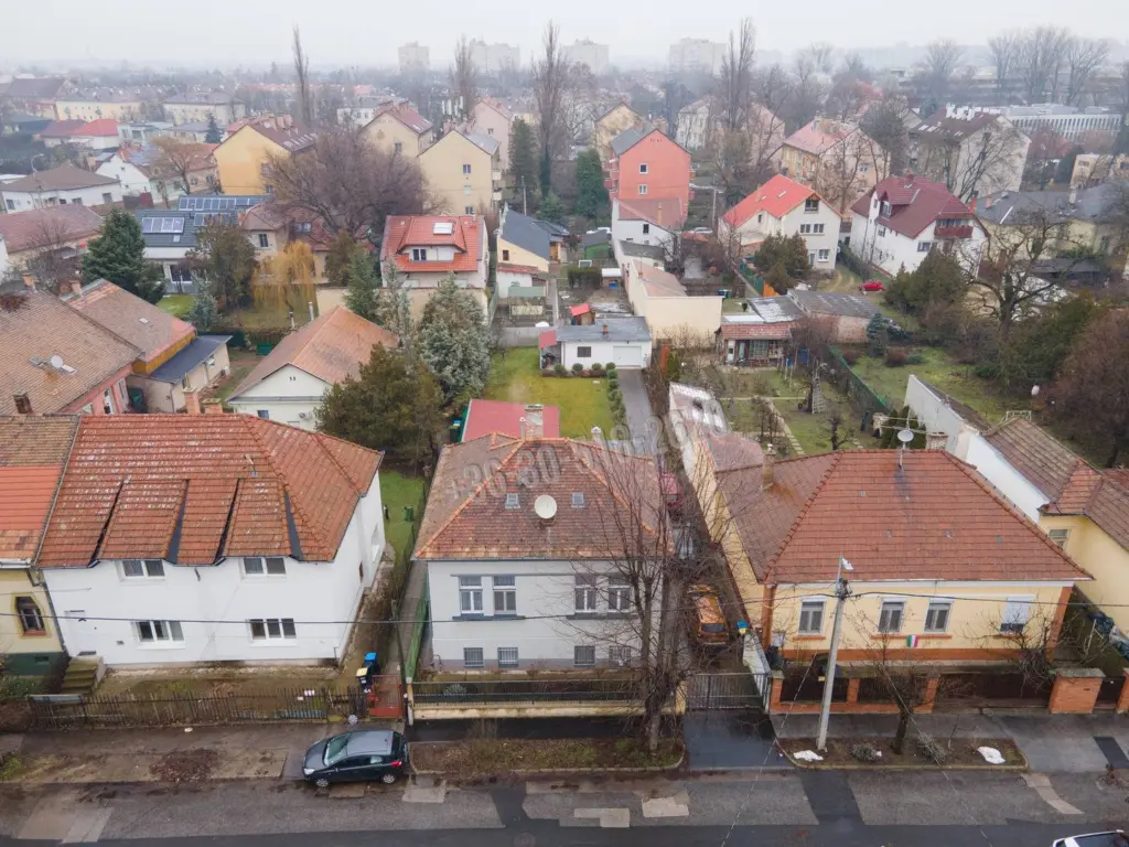 Eladó Családi ház, Budapest XV. kerület, Pestújhely, 258nm, 169900000 Ft