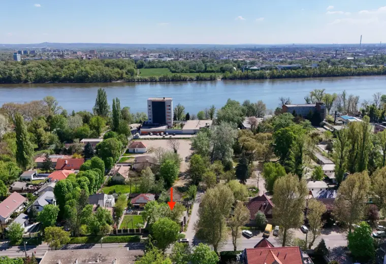 Eladó Építési telek, Budapest III. kerület, Csillaghegy, 339nm, 120000000 Ft